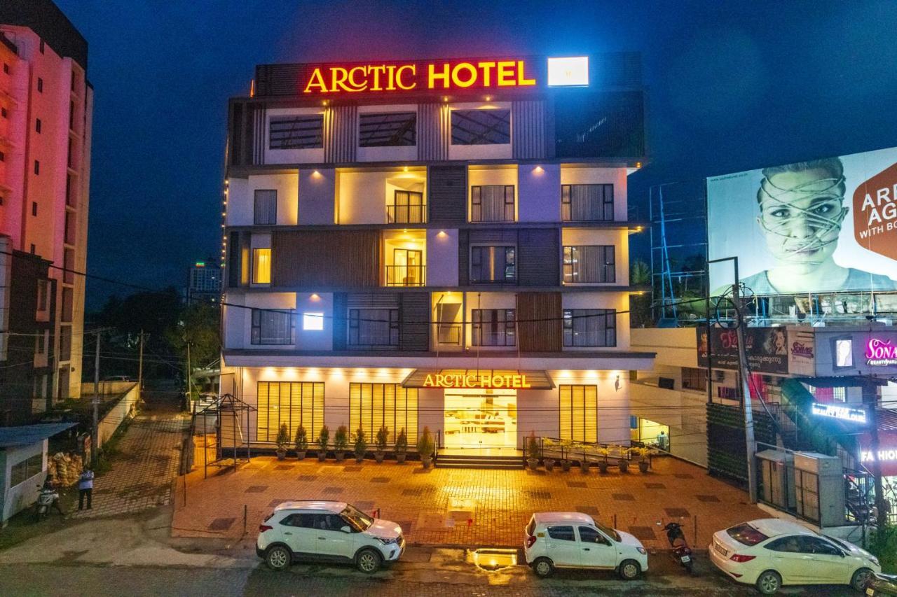 Arctic Hotel Kochi Eksteriør billede